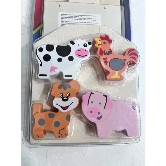 Build and Grow Barn With Animals Kit NIB Lowe’s Cow Chicken Pig and Dog DIY Kids - Picture 3 of 3